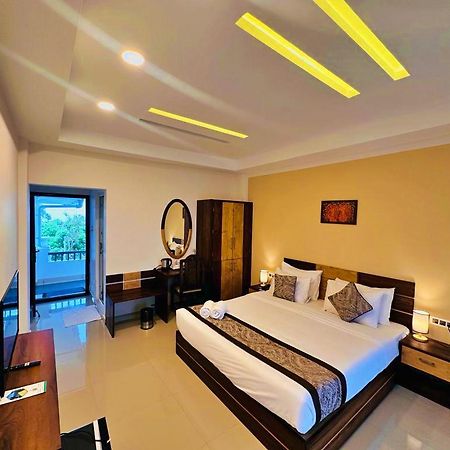The Windy Mist Resort Munnar Chinnakanal Exteriör bild