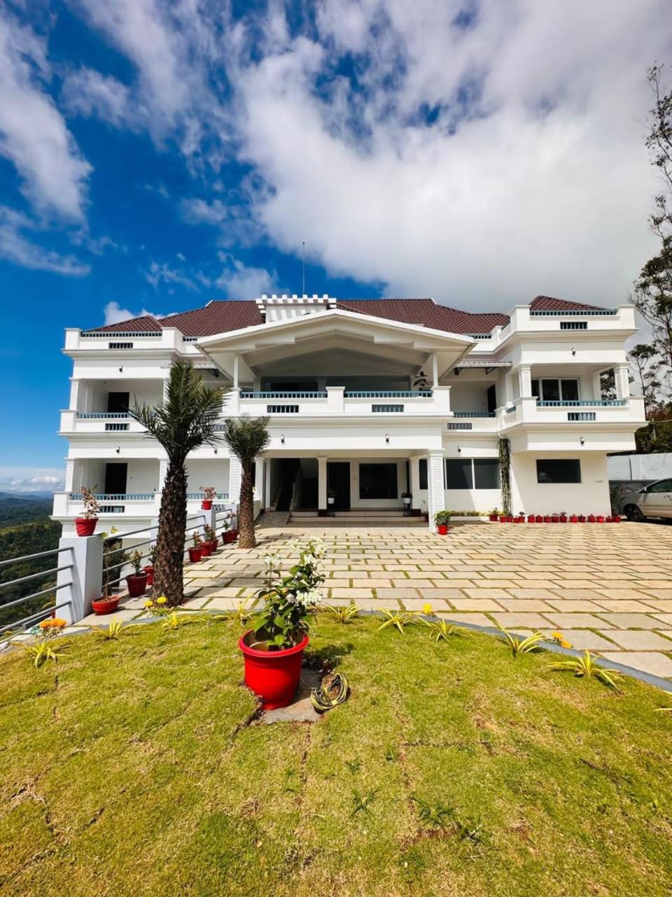 The Windy Mist Resort Munnar Chinnakanal Exteriör bild